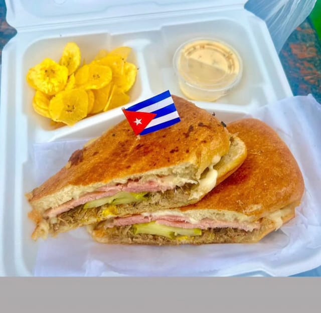 Cubano.