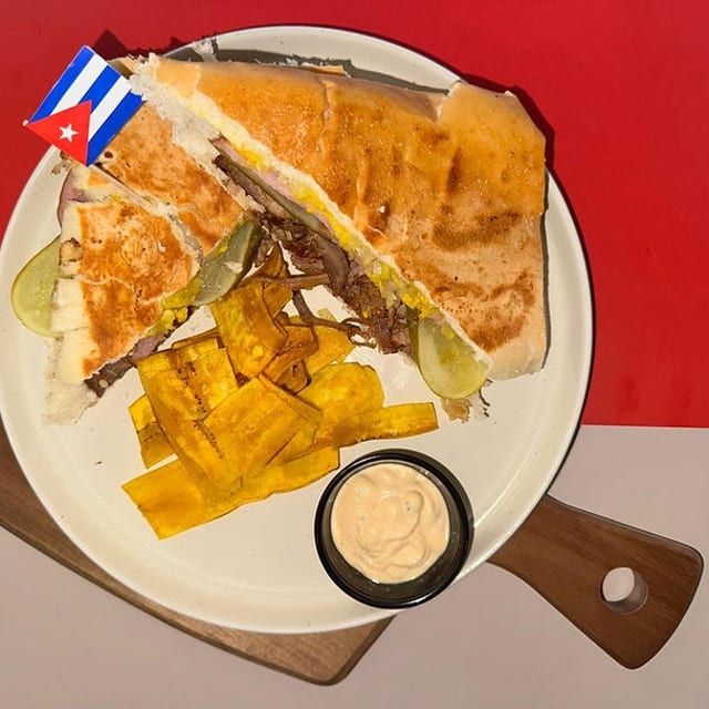 Cubano.